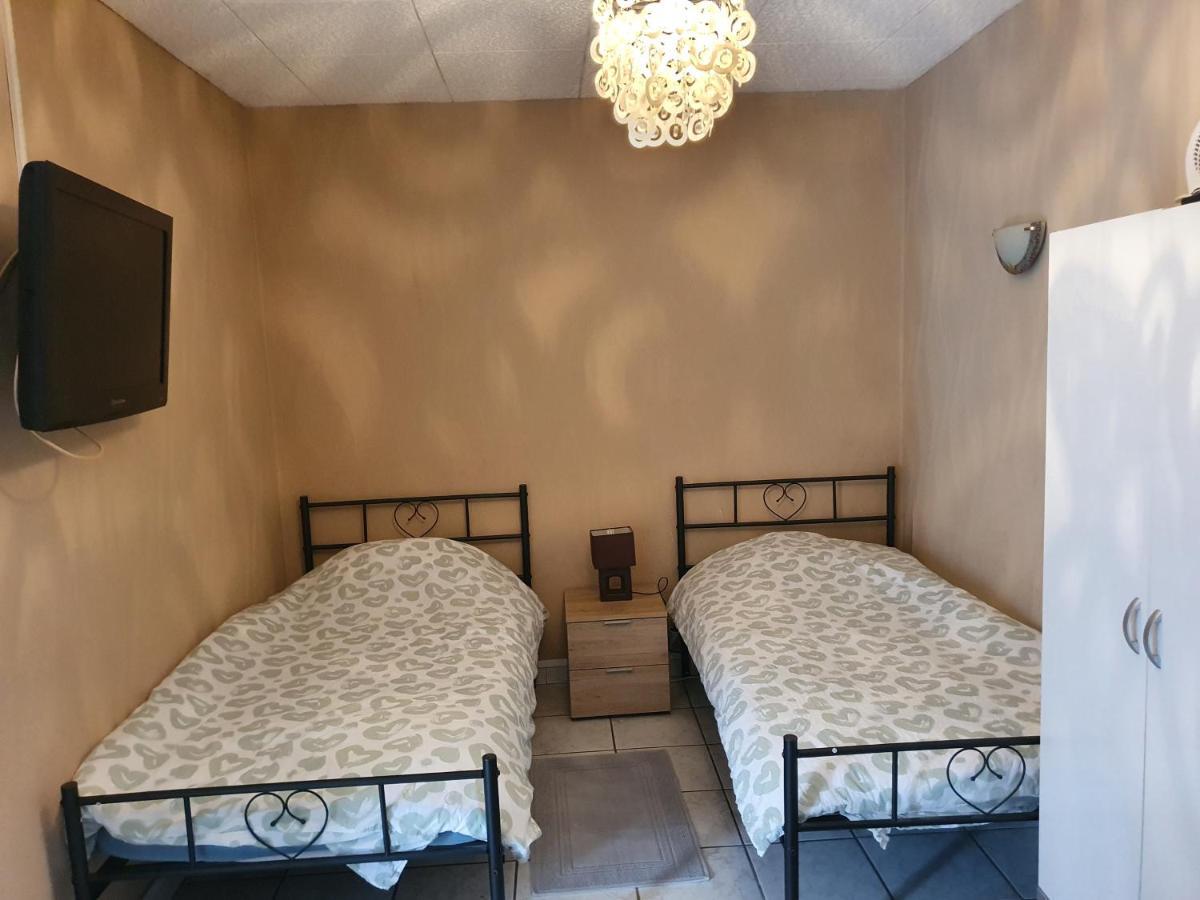 בה-לה-בה Appartement F1 Rez De Chausser Bg N°2 מראה חיצוני תמונה